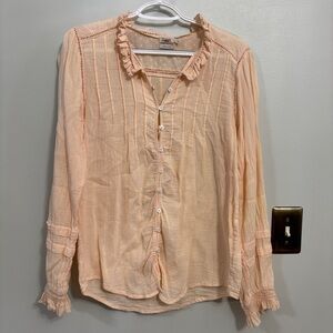 Faherty Willa Top Vanilla Cream Ruffle & embroidered detailing Button up large